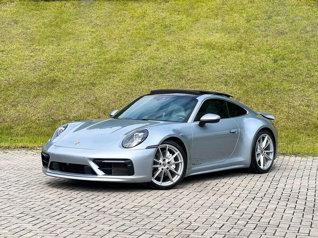 Silver – PVC Satin Metallic Vinyl Wrap