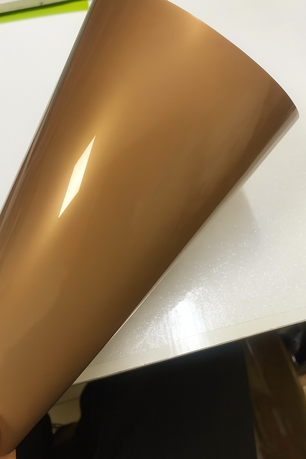 Caramel Brown – PVC Gloss Vinyl Wrap