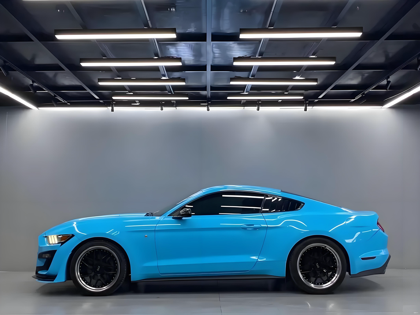 Crystal Sky Blue – PVC High Gloss Vinyl Wrap